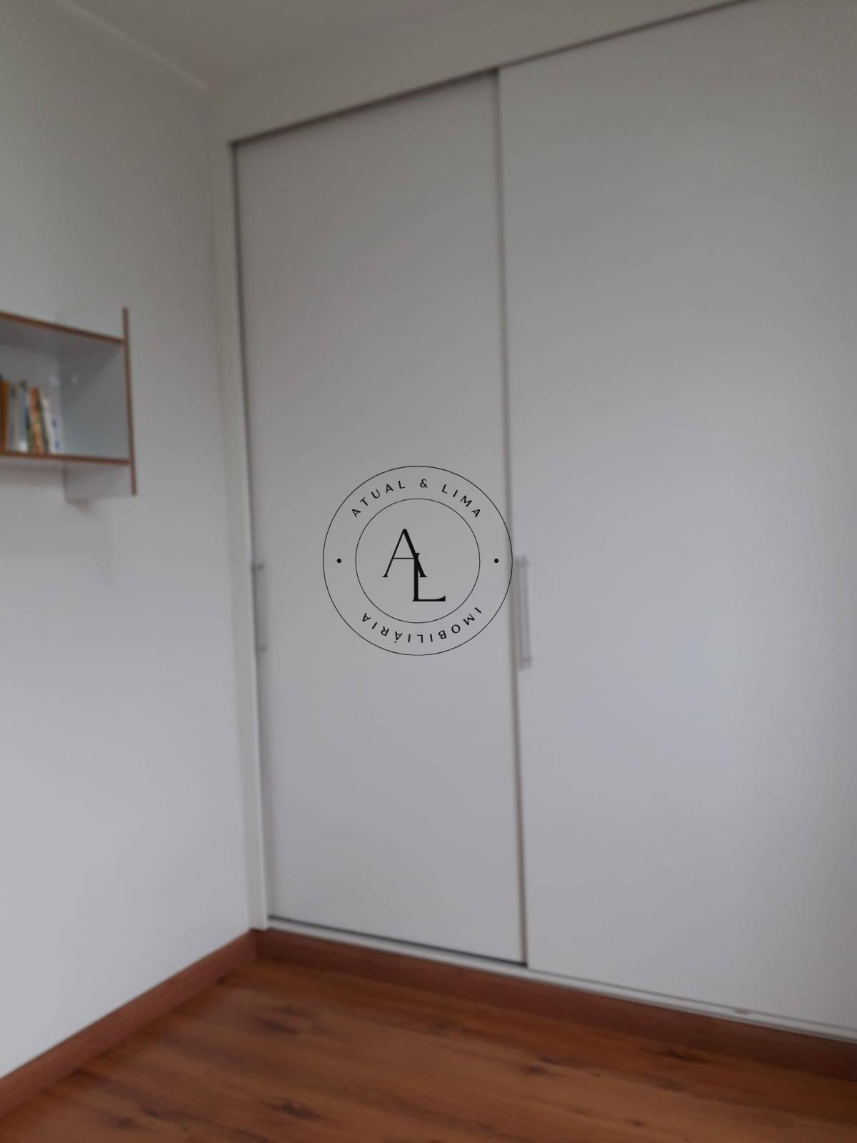 Apartamento à venda com 2 quartos, 70m² - Foto 4