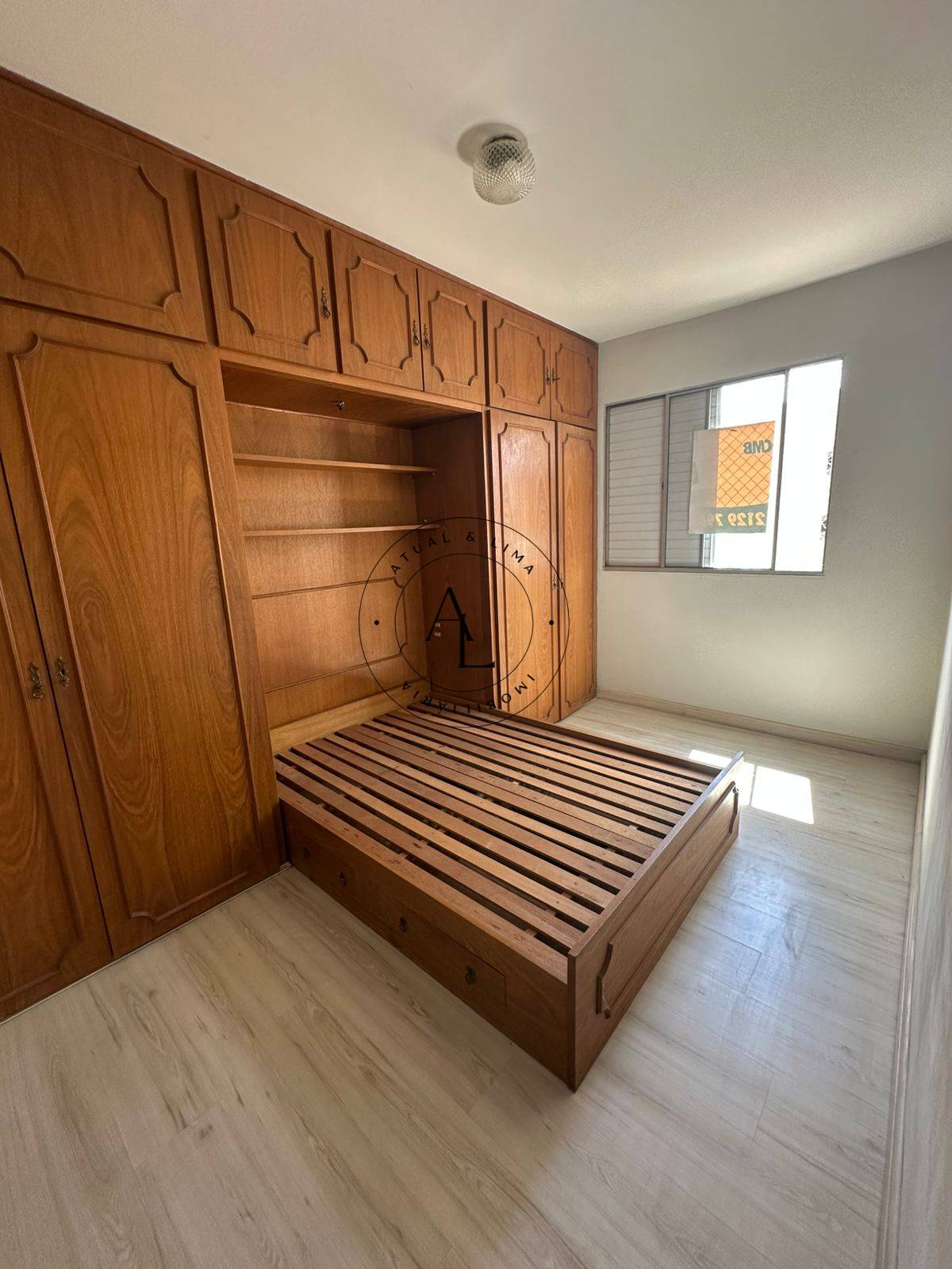 Apartamento à venda com 3 quartos, 80m² - Foto 1